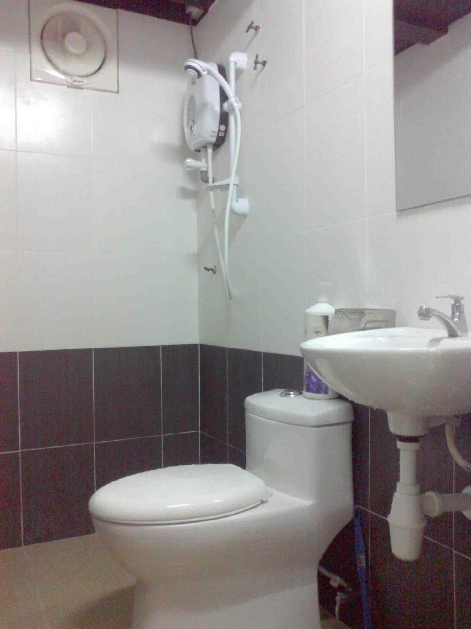 Pan Homestay Kuantan Exterior photo